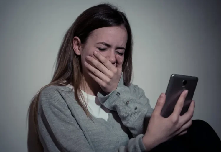 La Legislatura sancionó la Ley Ema para prevenir y abordar la violencia digital en escuelas de Santa Fe