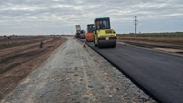 Entre Bdo. de Irigoyen y Ruta Nacional 11, la gestión de Pullaro continúa la reconstrucción integral de la Ruta 41s